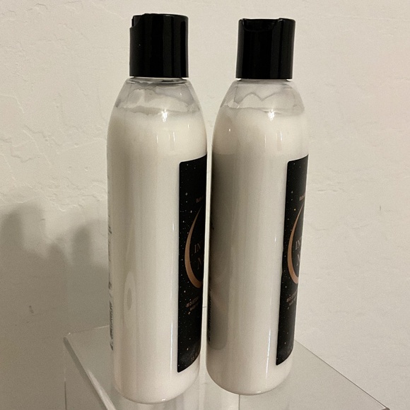 Into the Night Conditioner set of 2 - Picture 4 of 5